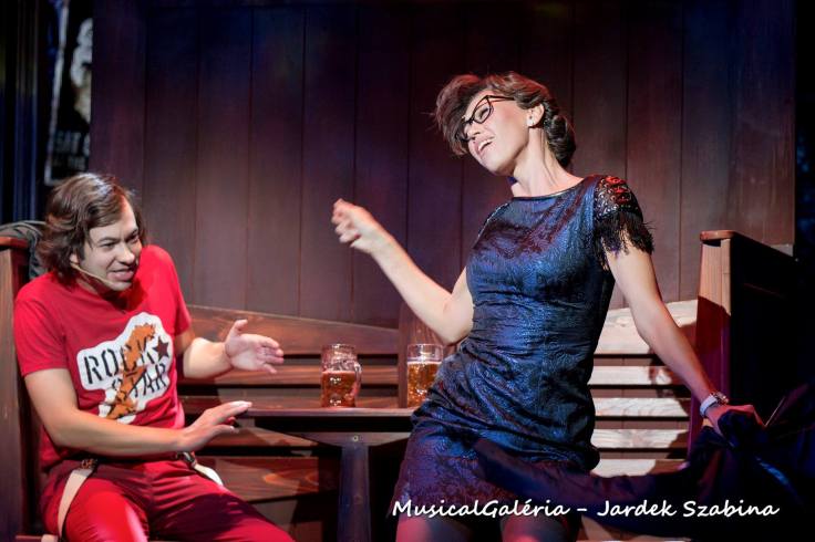 42226381_2061590100559198_4839820121251774464_o